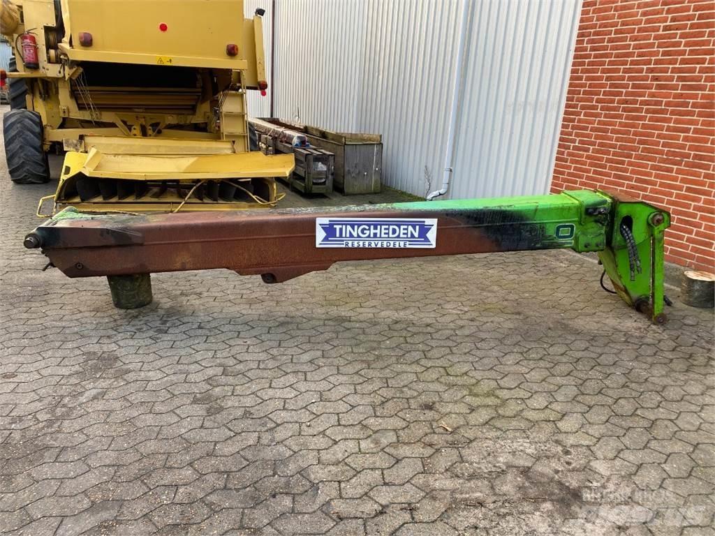 Merlo 40.7 Booms and arms