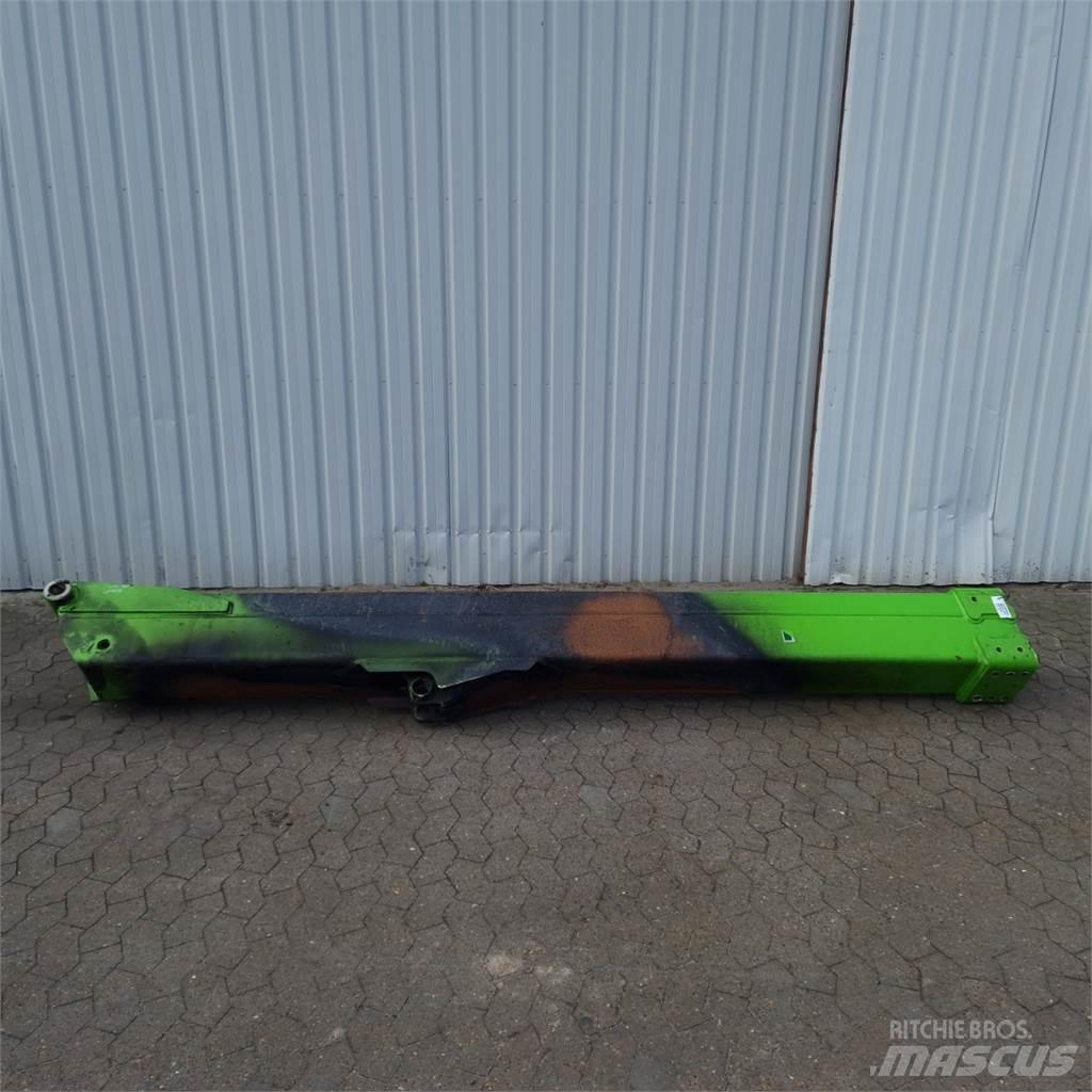 Merlo 40.7 Booms and arms
