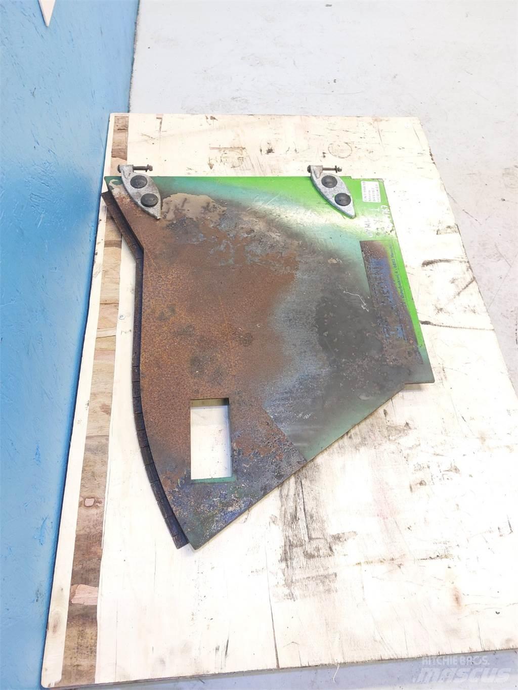 Merlo P28.7 Screening buckets