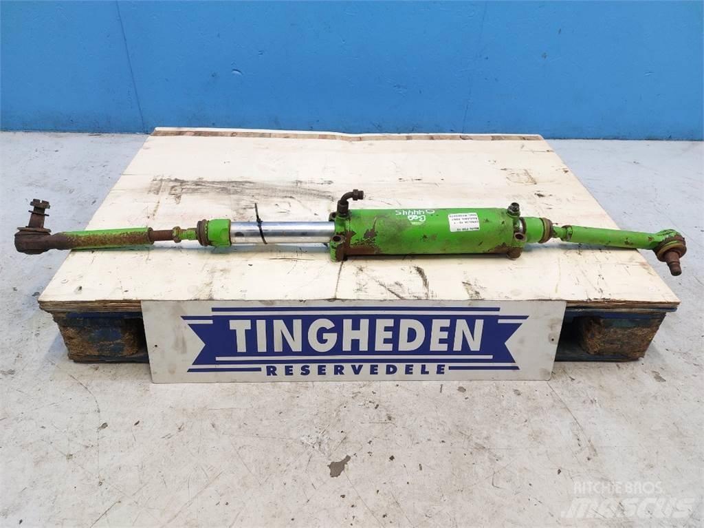 Merlo P38.10 Hydraulics