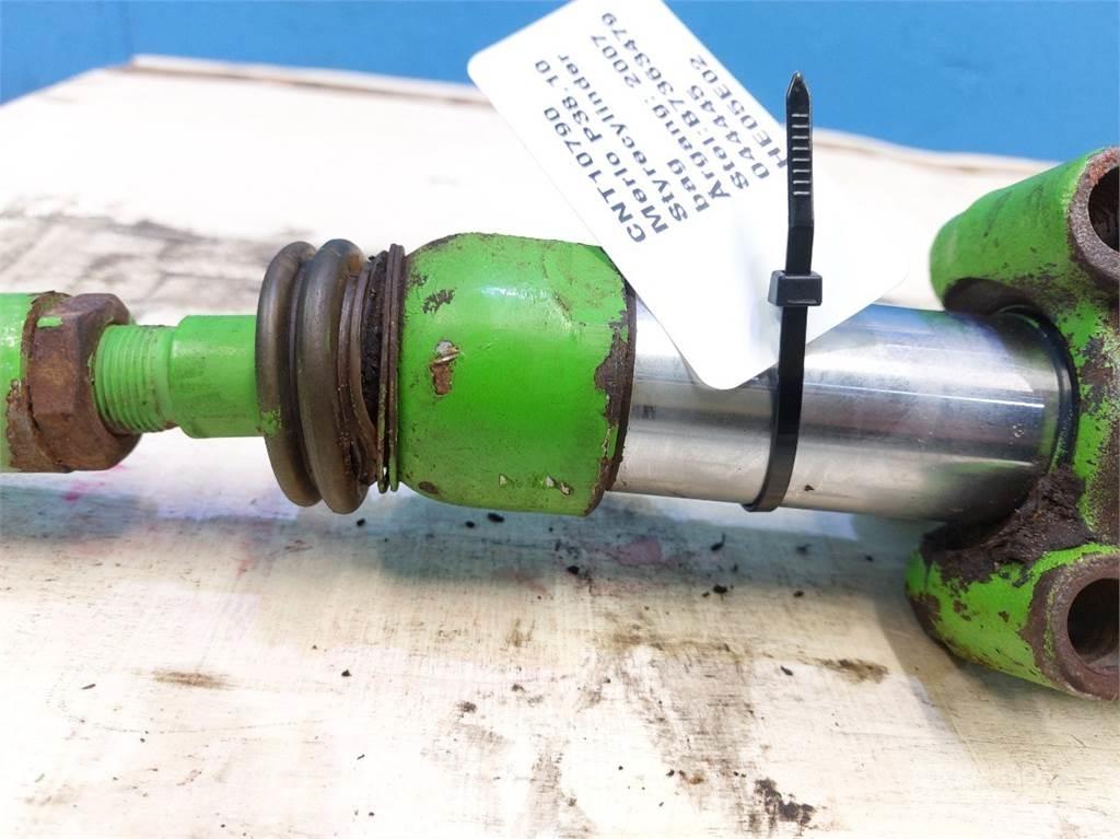 Merlo P38.10 Hydraulics