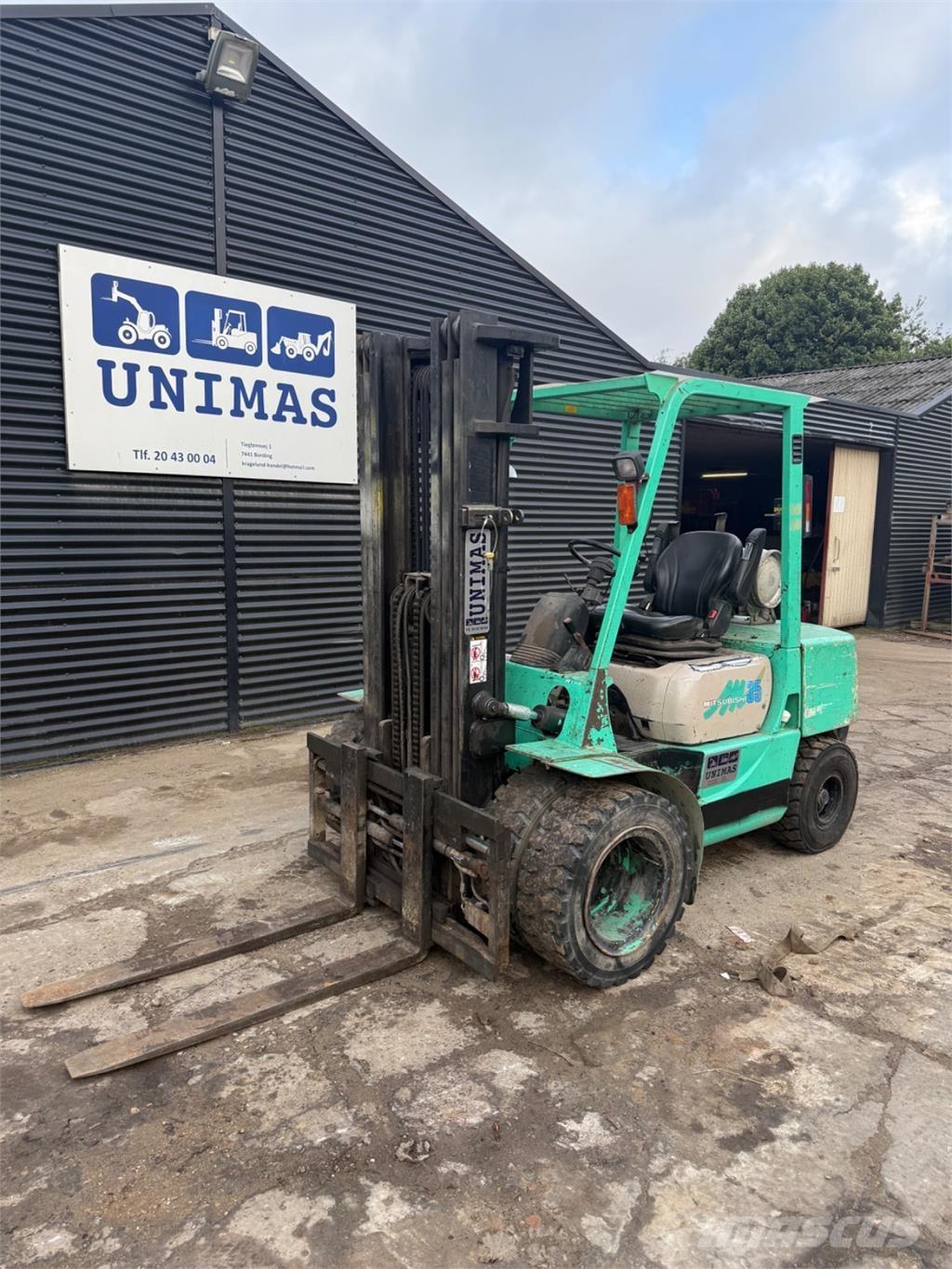 Mitsubishi FG35 LPG trucks