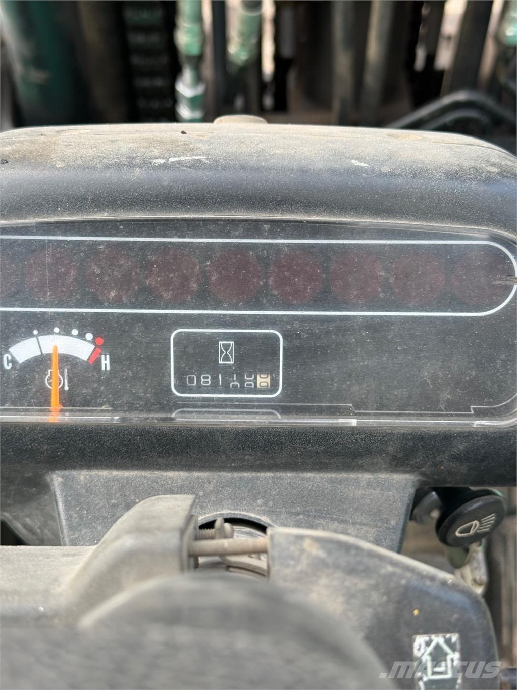 Mitsubishi FG35 LPG trucks