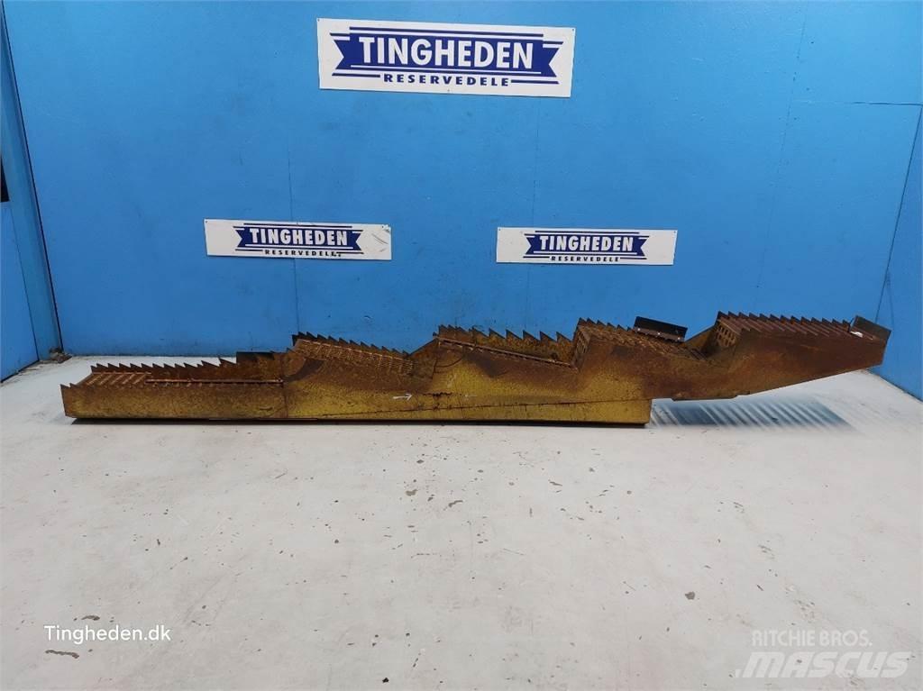New Holland 1530 Combine harvester accessories