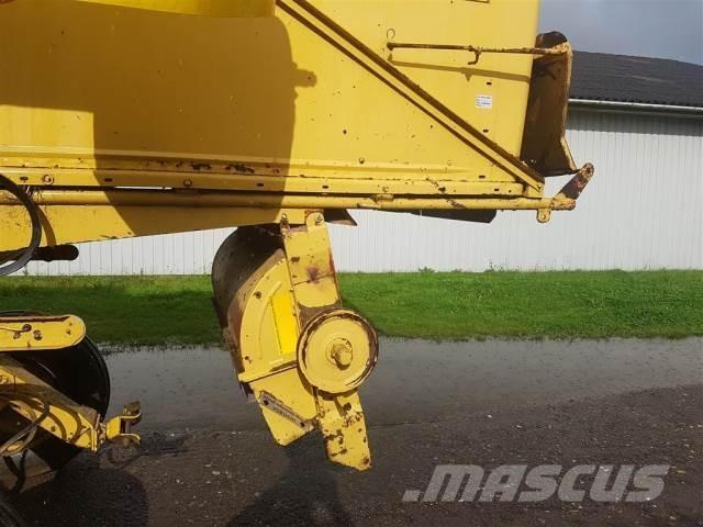 New Holland 1550 Combine harvester accessories