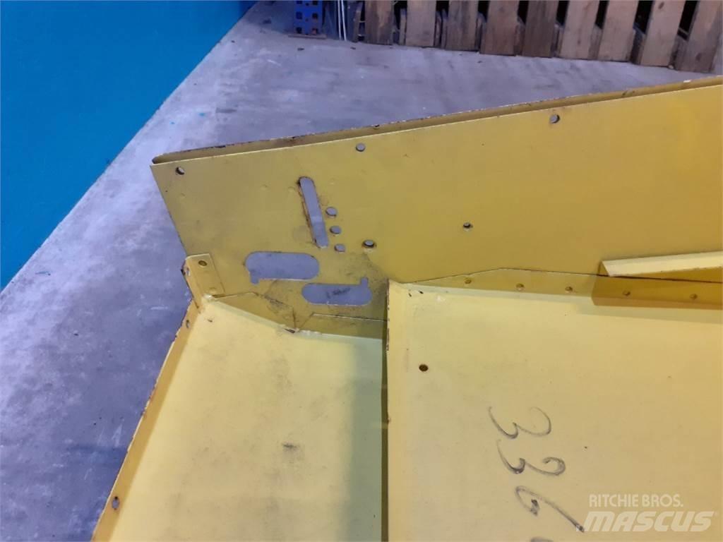 New Holland 1550 Sand and salt spreaders