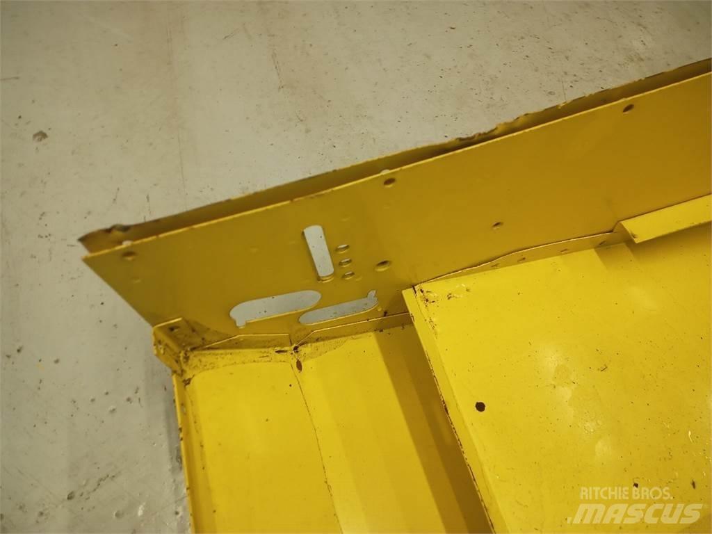 New Holland 1550 Sand and salt spreaders