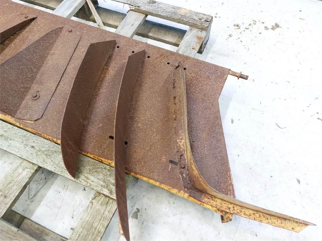 New Holland 1550 Combine harvester accessories