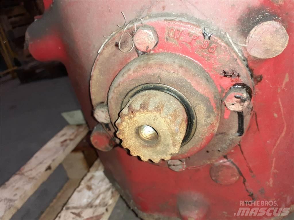 New Holland 370 Transmission