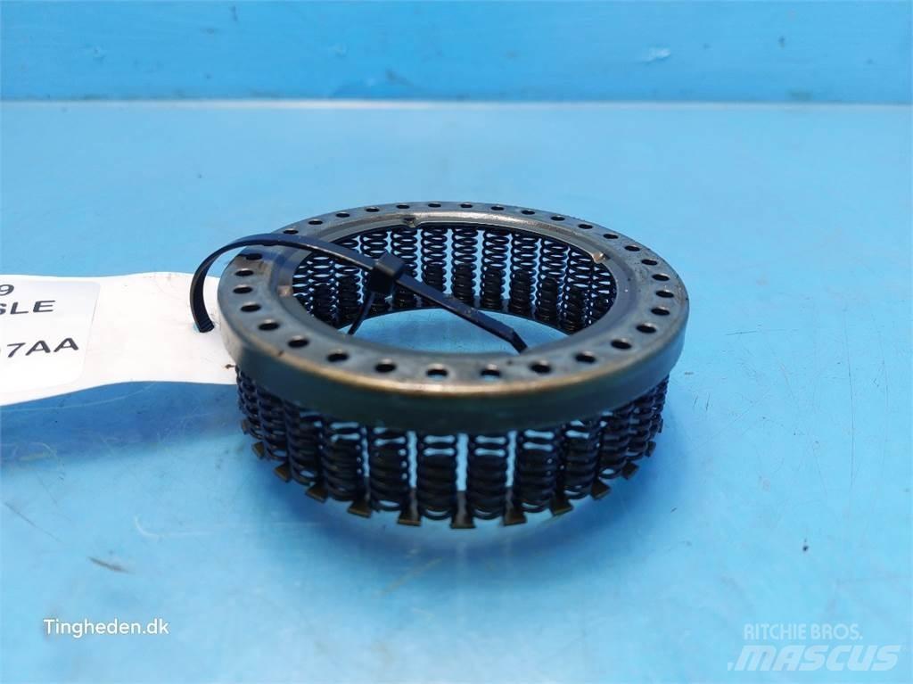 New Holland 6640 Transmission