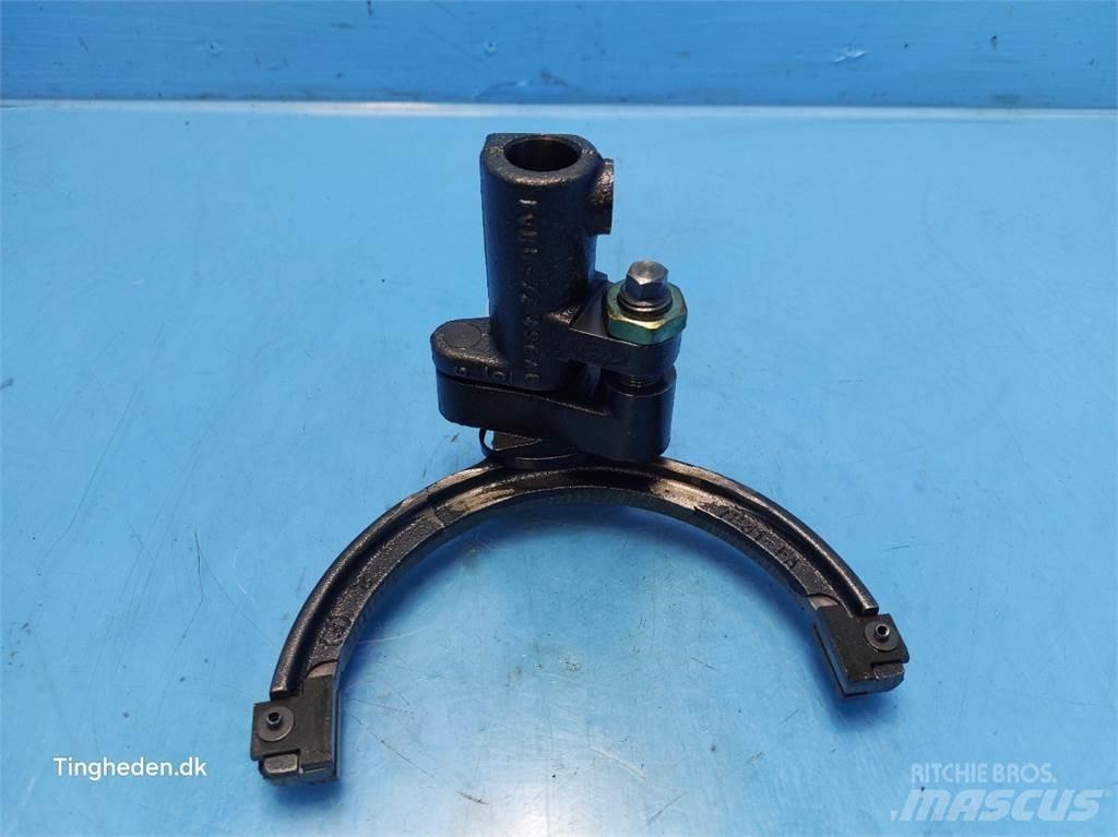 New Holland 6640 Transmission