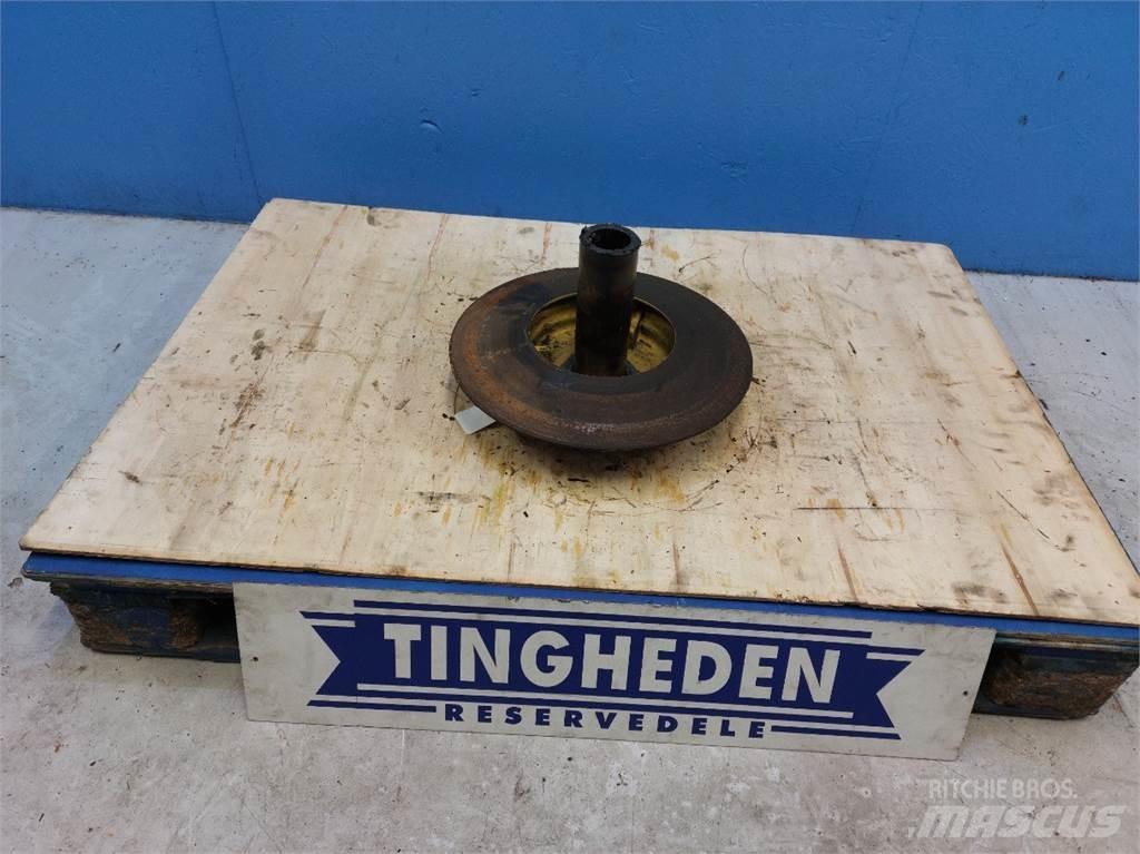 New Holland 8060 Farm machinery