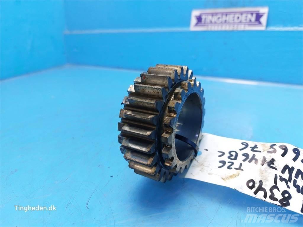 New Holland 8340 Transmission