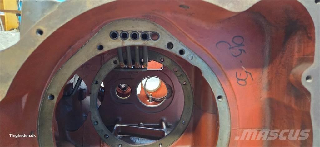 New Holland 8340 Transmission