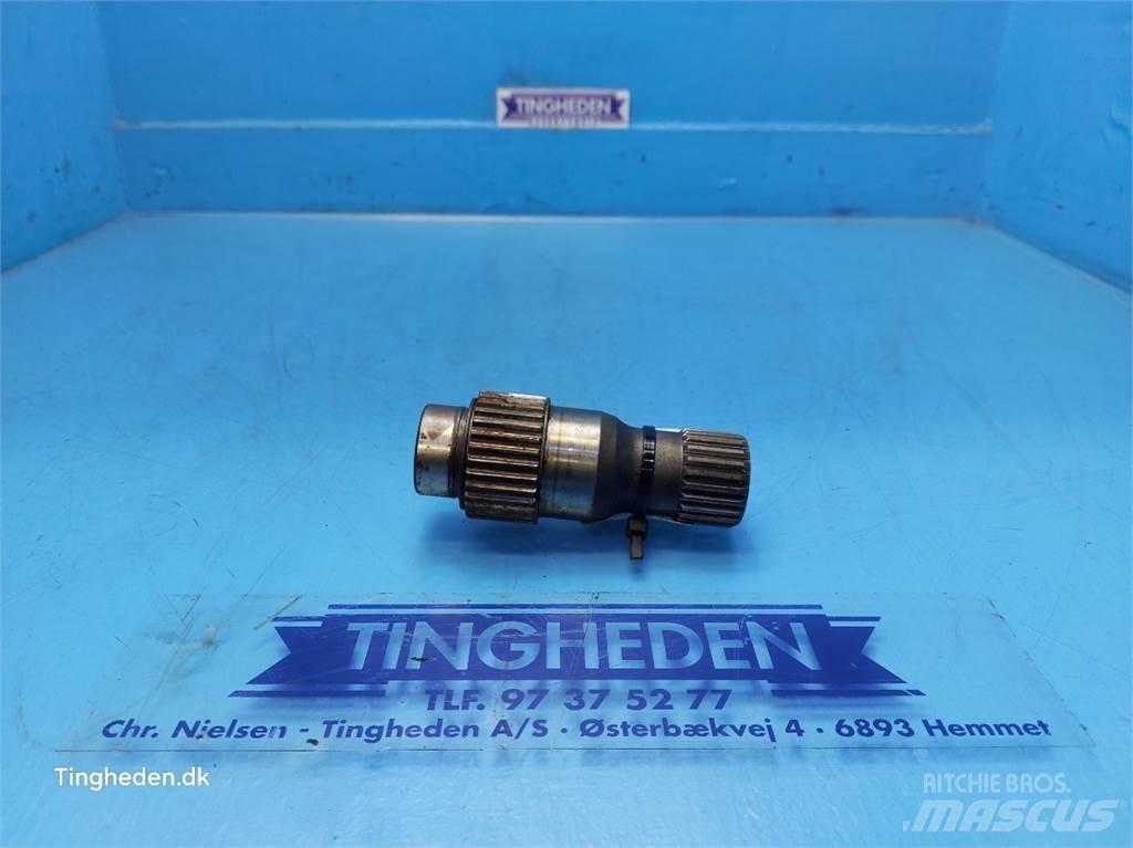 New Holland 8630 Transmission