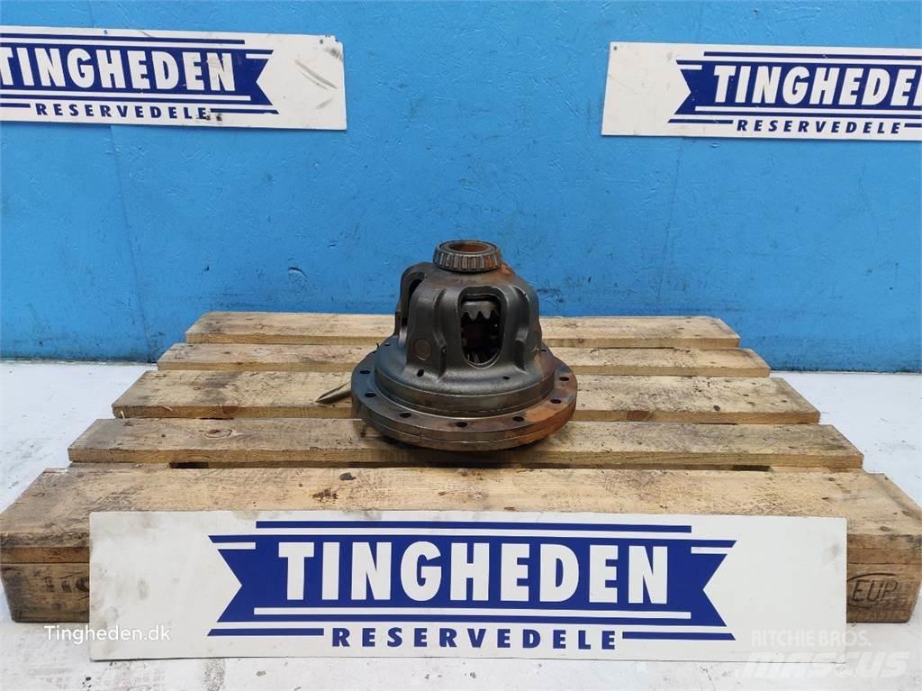 New Holland 8670 Transmission