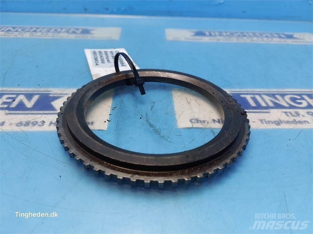 New Holland 8670 Transmission