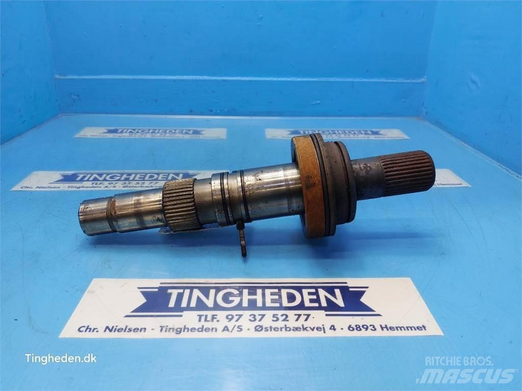 New Holland 8870 Transmission