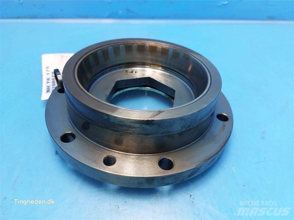 New Holland T6 Transmission