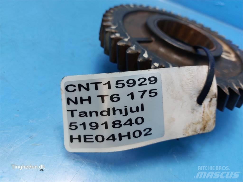 New Holland T6 Transmission