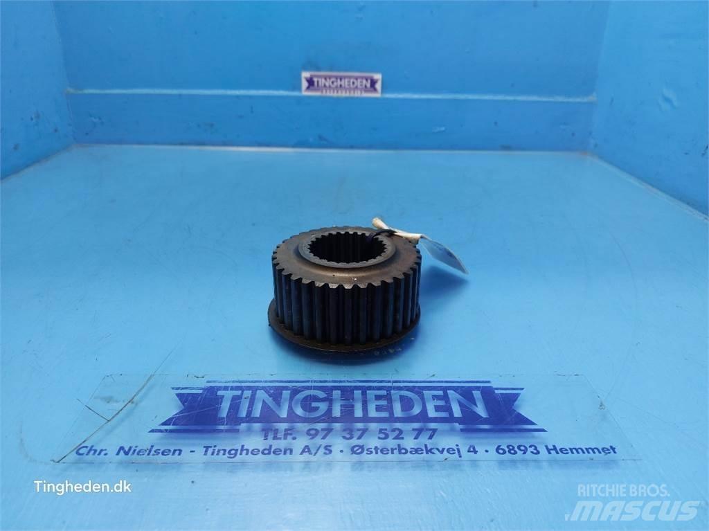 New Holland T6 Transmission
