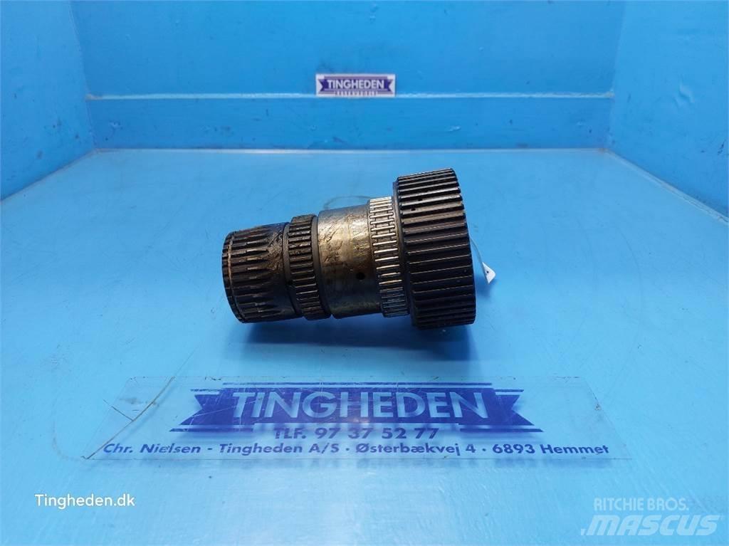 New Holland T6 Transmission