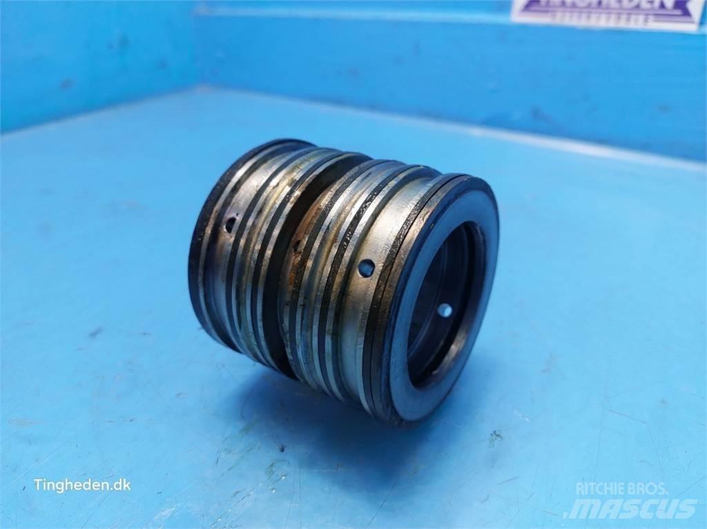 New Holland T6 Transmission