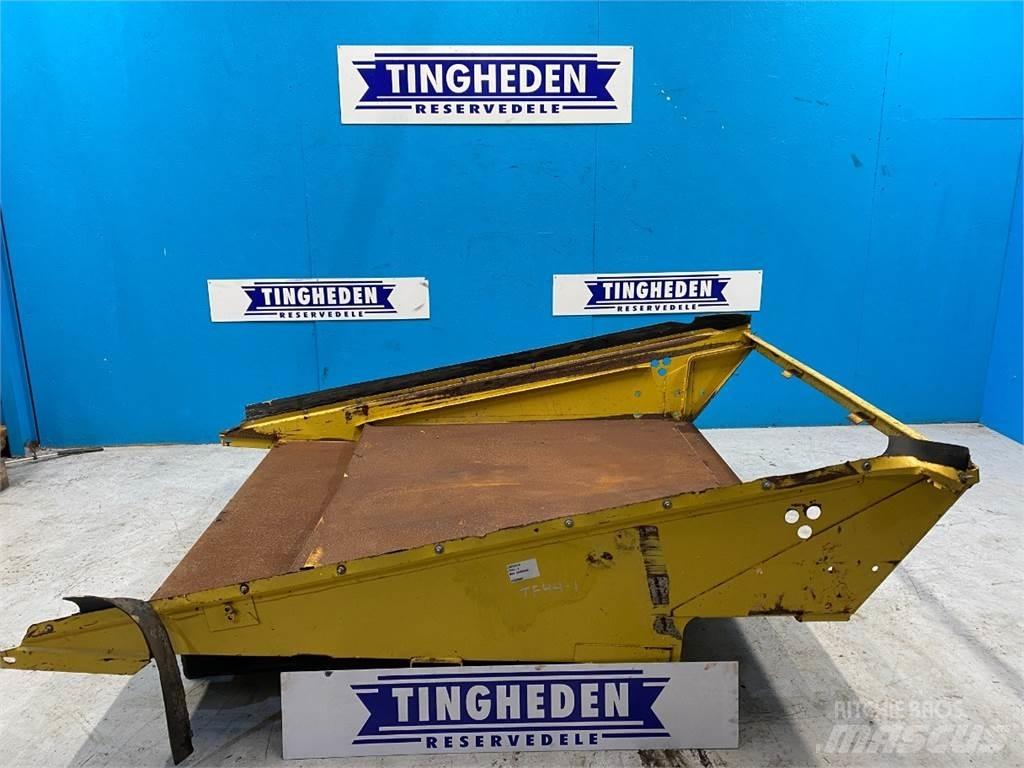 New Holland TF44 Sand and salt spreaders