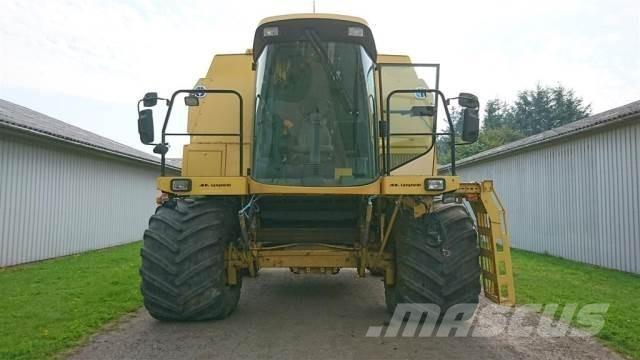 New Holland TF78 Combine harvesters