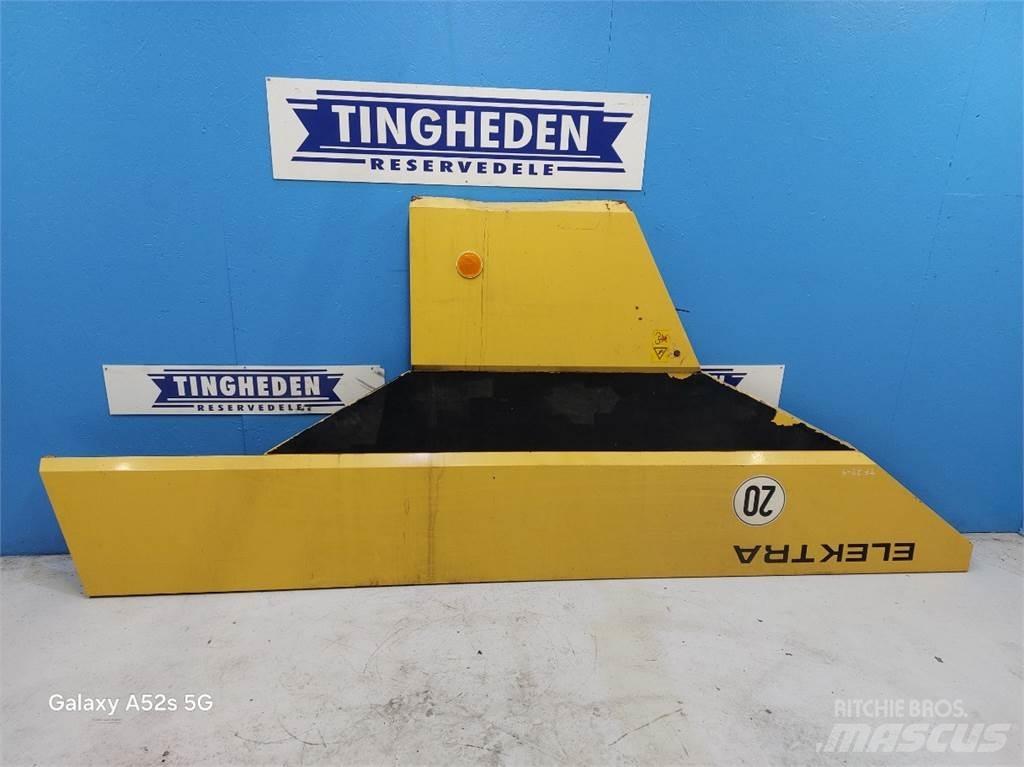 New Holland TF78 Farm machinery
