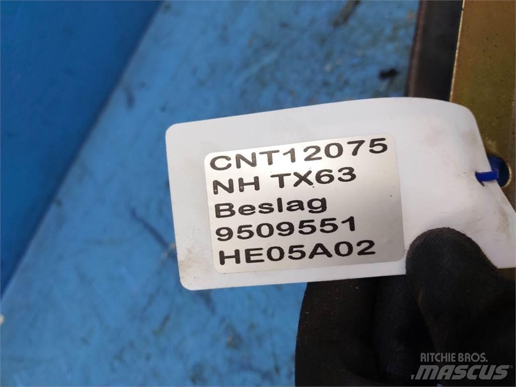 New Holland TX63 Farm machinery
