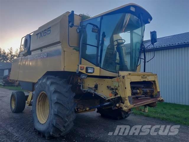 New Holland TX65 Combine harvesters