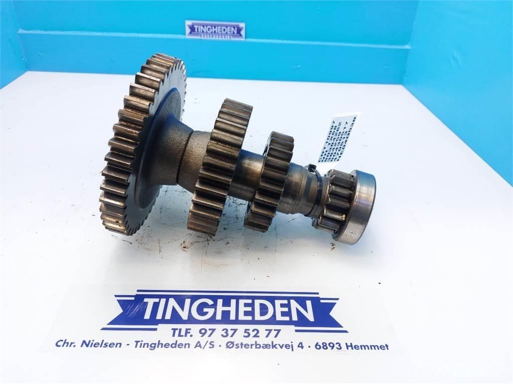 New Holland TX68 Transmission