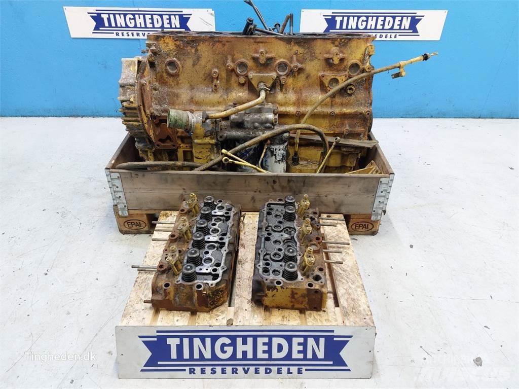 New Holland TX68 Engines