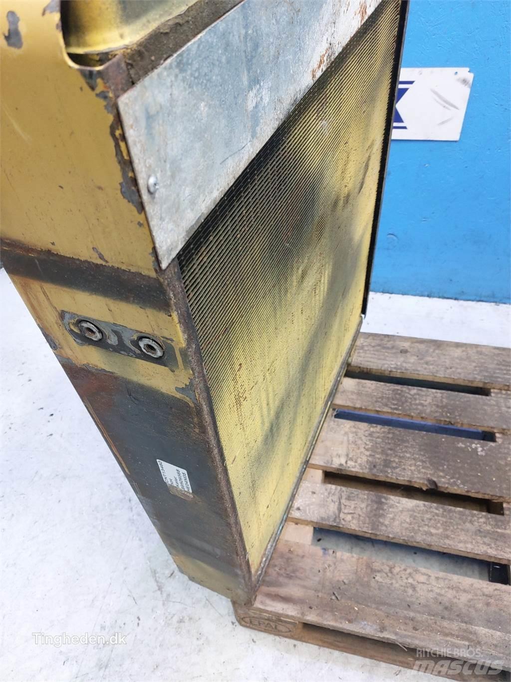 New Holland TX68 Radiators