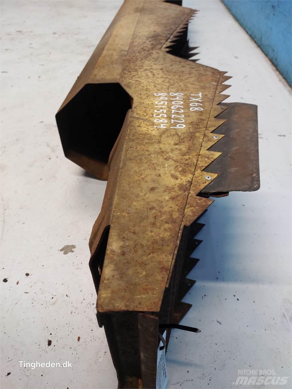 New Holland TX68 Combine harvester accessories
