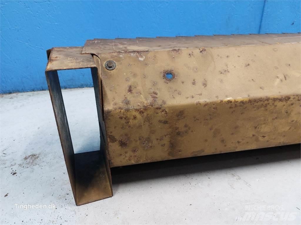 New Holland TX68 Combine harvester accessories