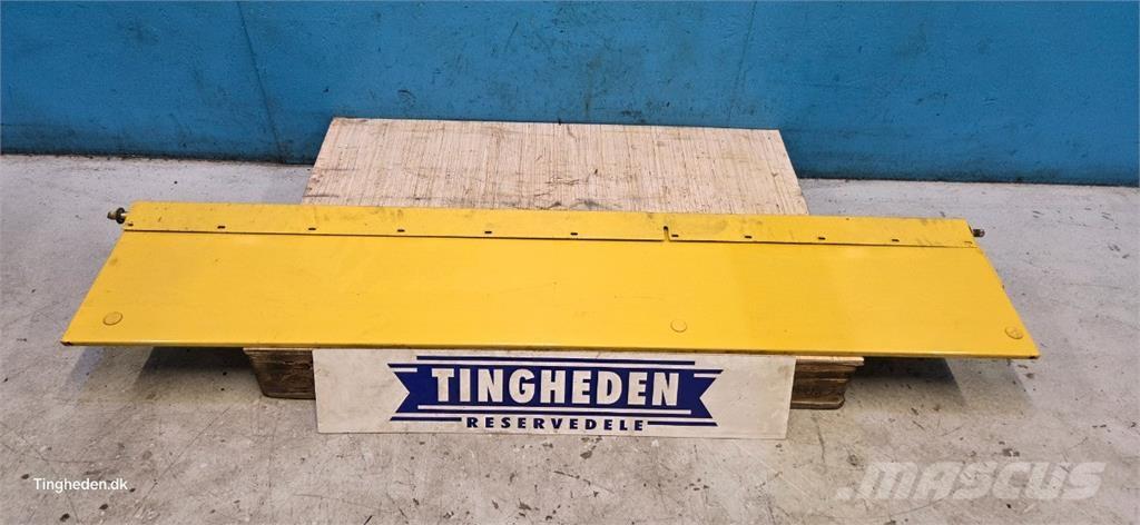 New Holland TX68 Farm machinery