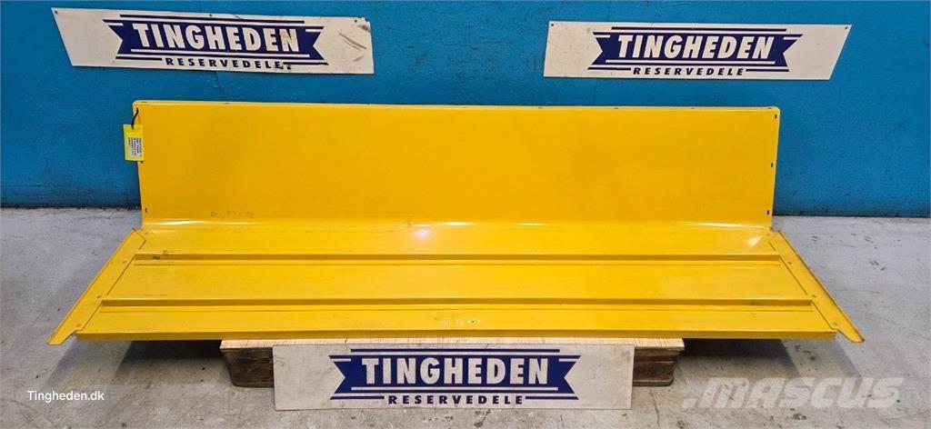 New Holland TX68 Farm machinery