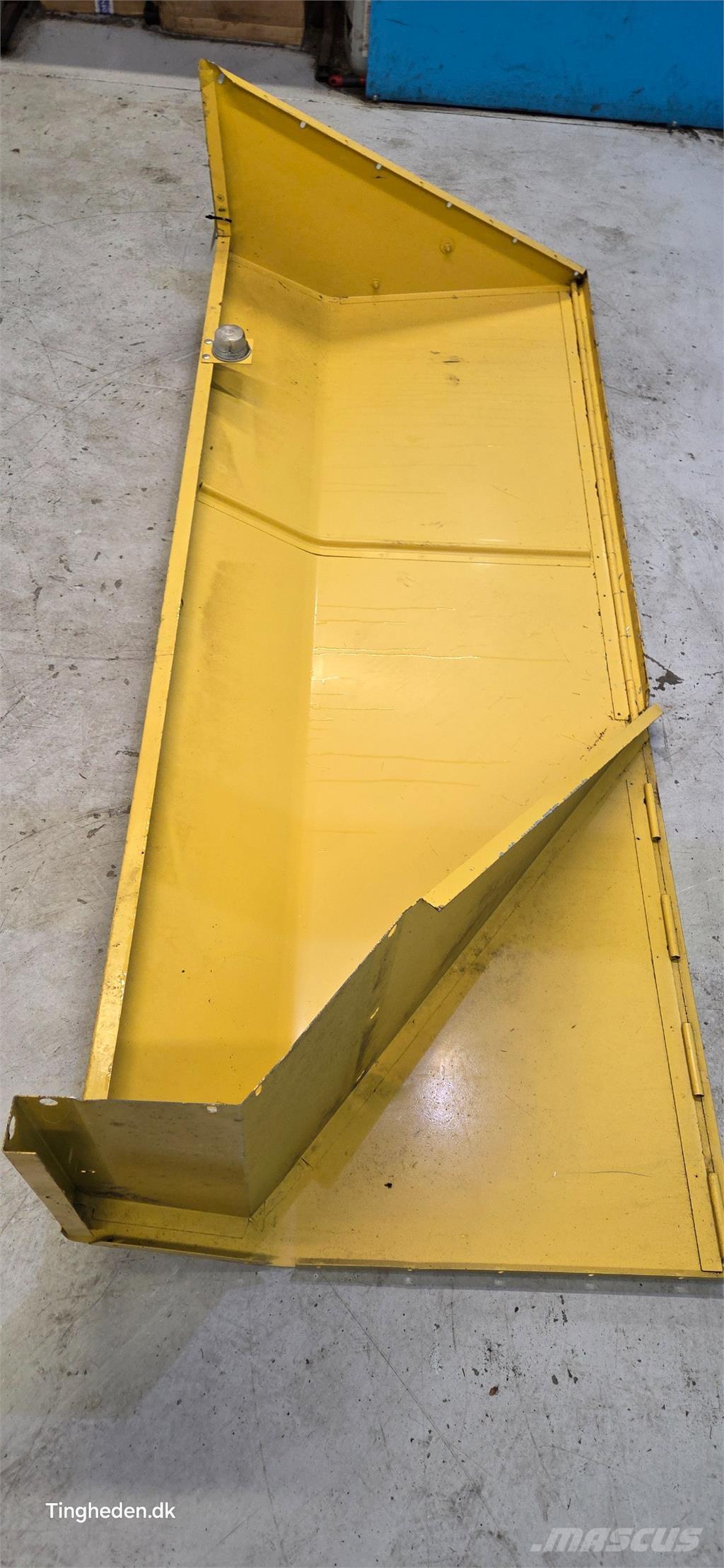 New Holland TX68 Farm machinery