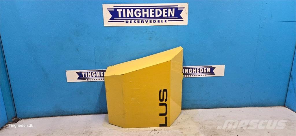 New Holland TX68 Farm machinery