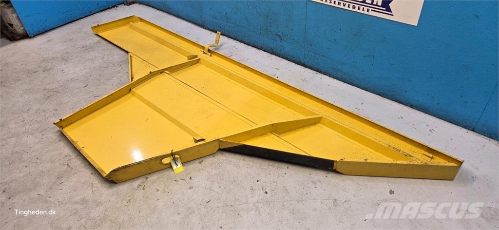 New Holland TX68 Farm machinery