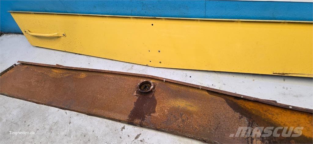 New Holland TX68 Farm machinery