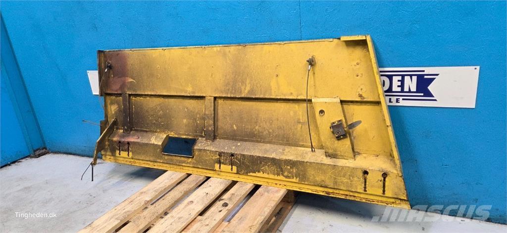 New Holland TX68 Farm machinery