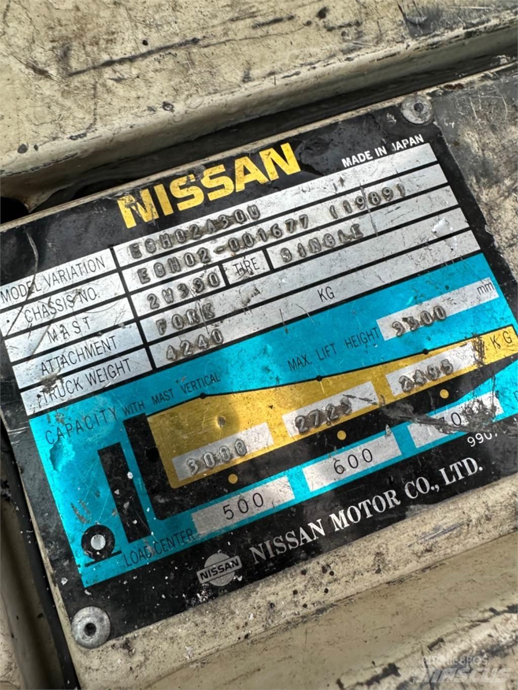 Nissan FD30 Diesel trucks