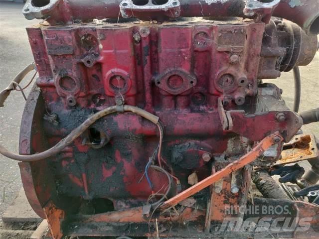 Perkins 4236 Engines