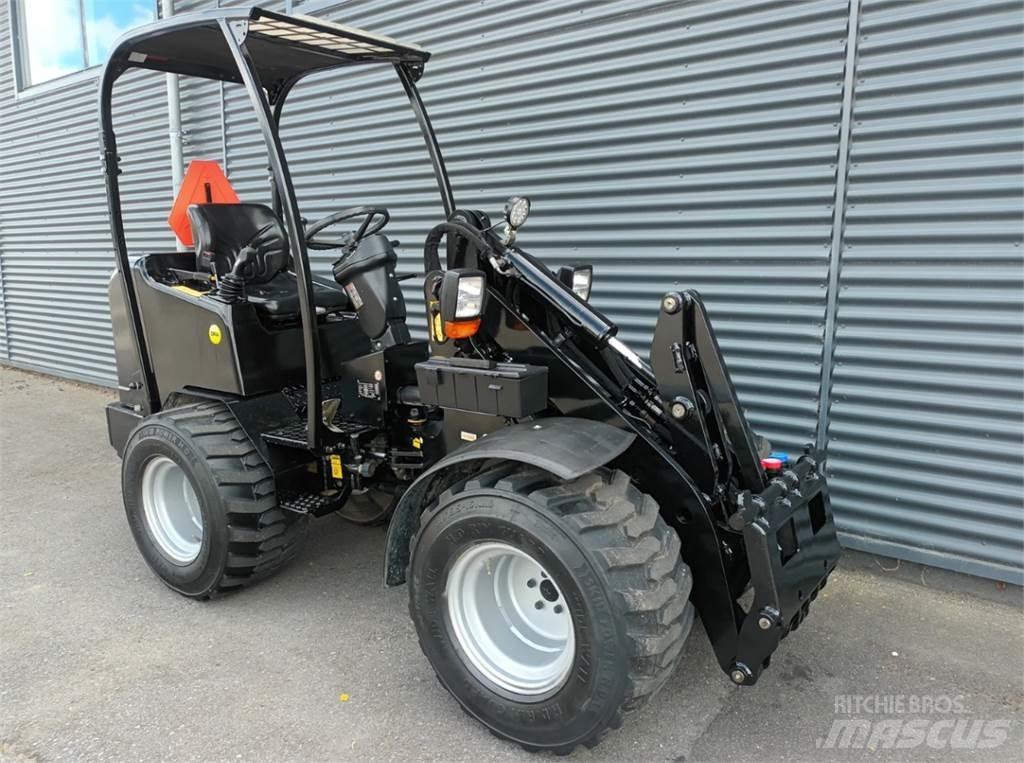 Schäffer 2434 Mini loaders