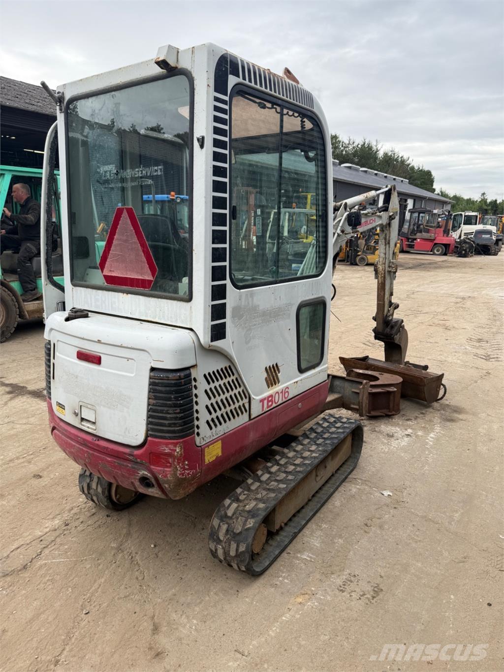 Takeuchi TB016 Mini excavators < 7t (Mini diggers)