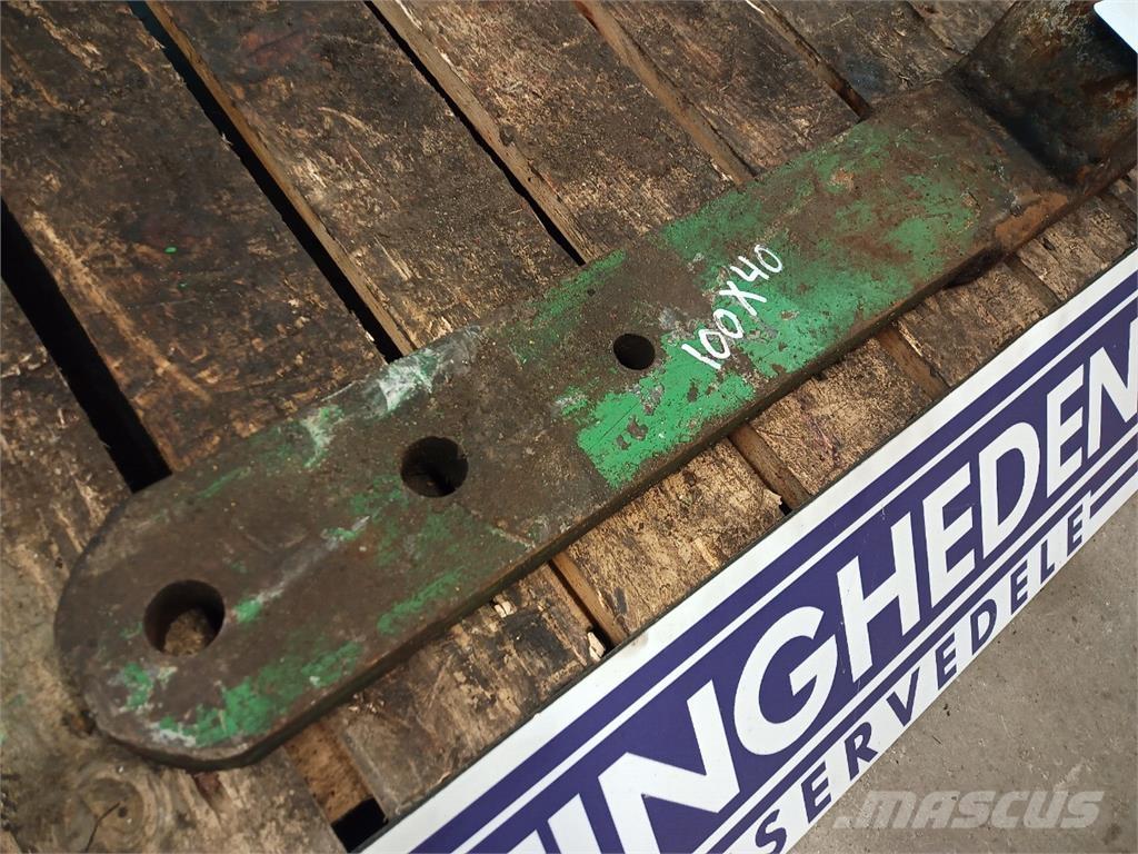  Trækbom Other tractor accessories