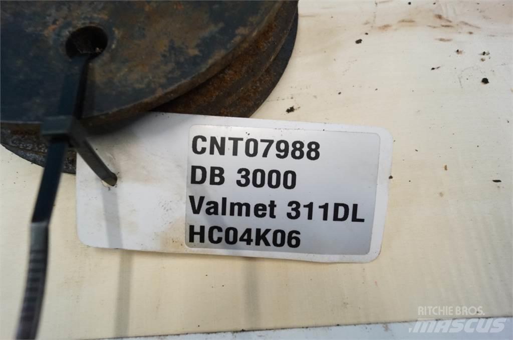 Valmet 311DL Engines